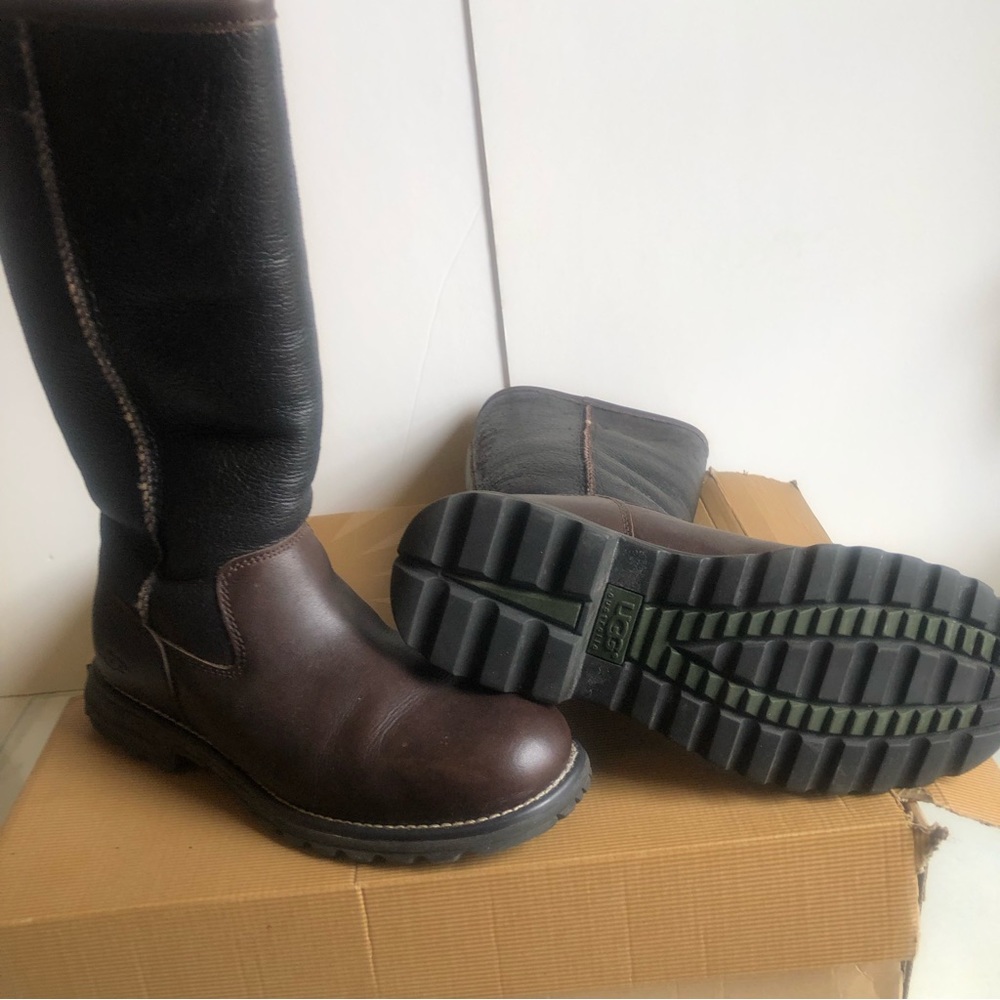 women's boots ugh size 7